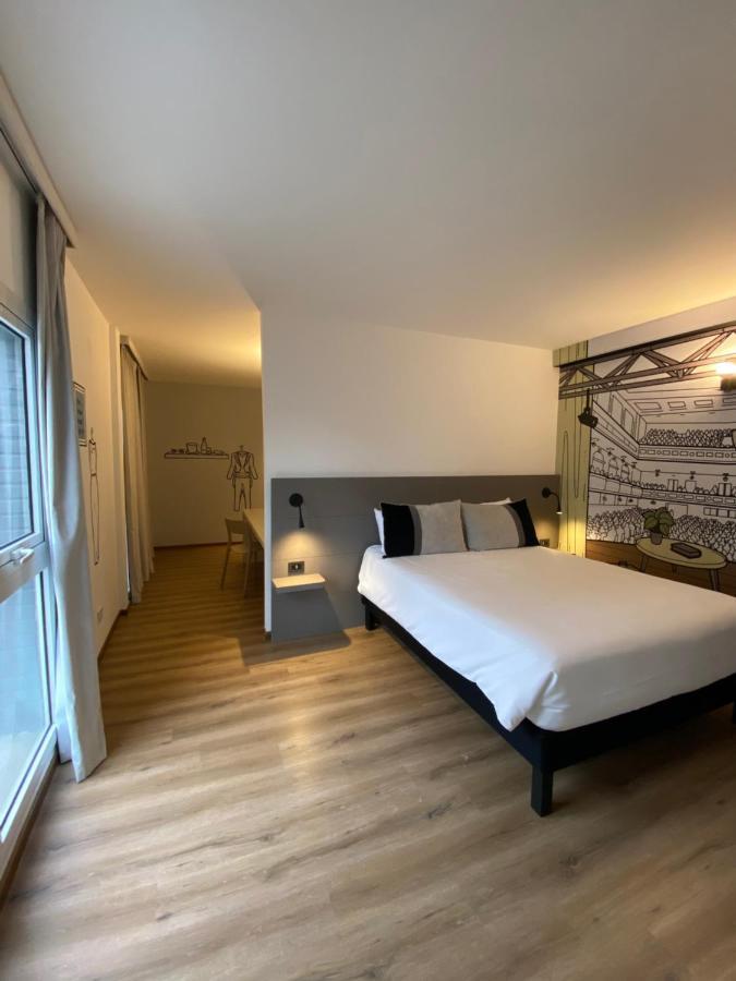 Ibis Styles Buenos Aires Florida Hotel Exterior foto